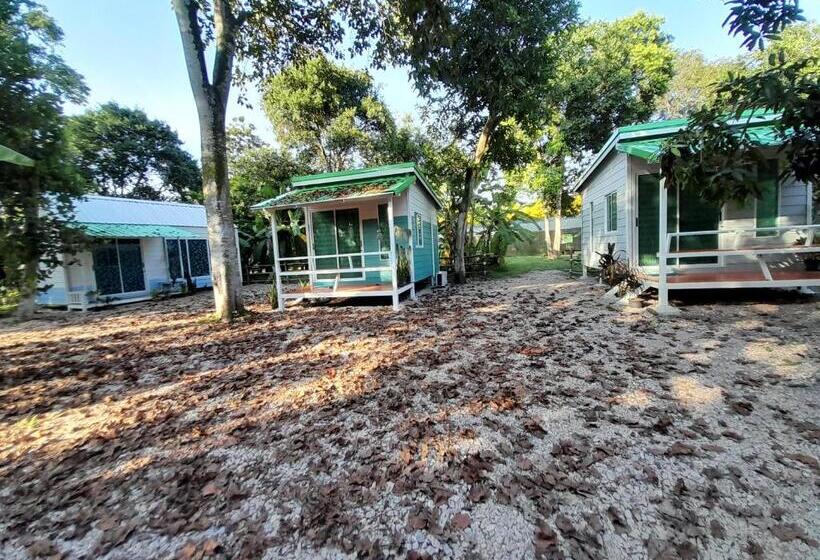 Pensione เคียงคลองโฮมสเตย์