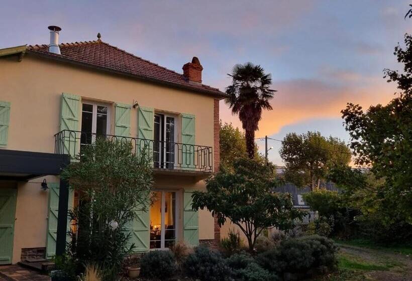 بنسيون Chambre Nature Mondavezan