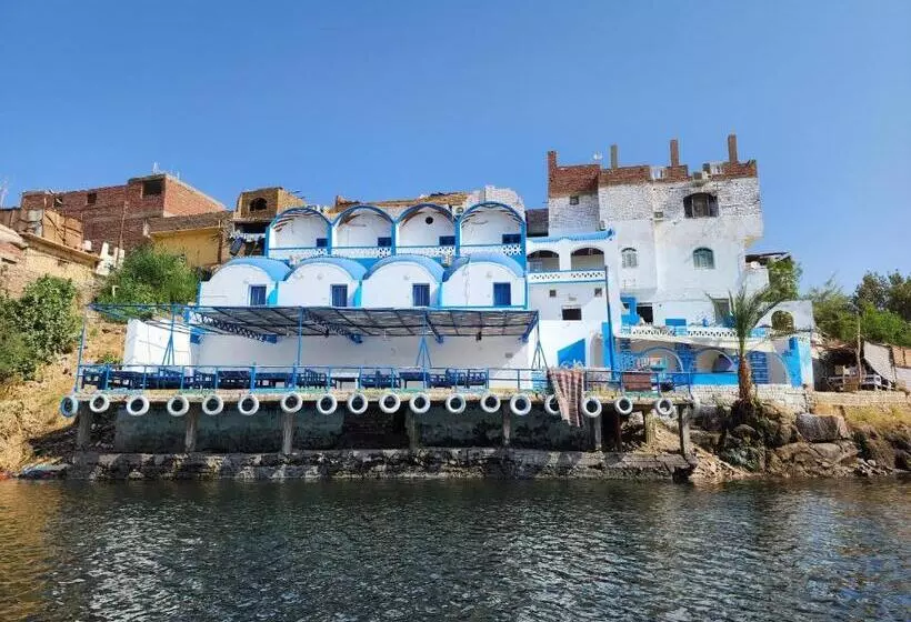 پانسیون Endo Mando