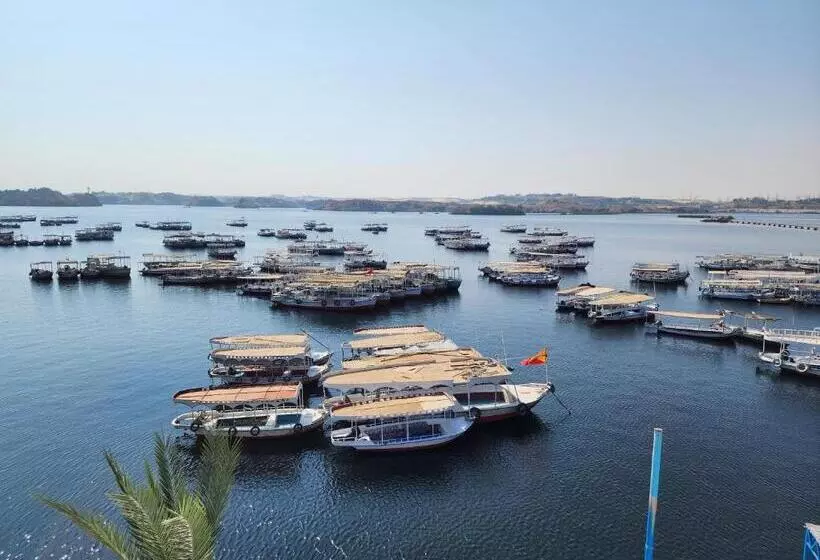 پانسیون Endo Mando