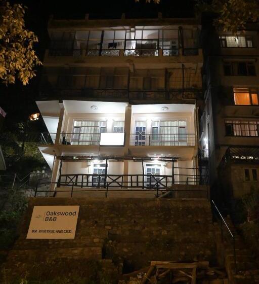 פנסיון Oakswood B&b