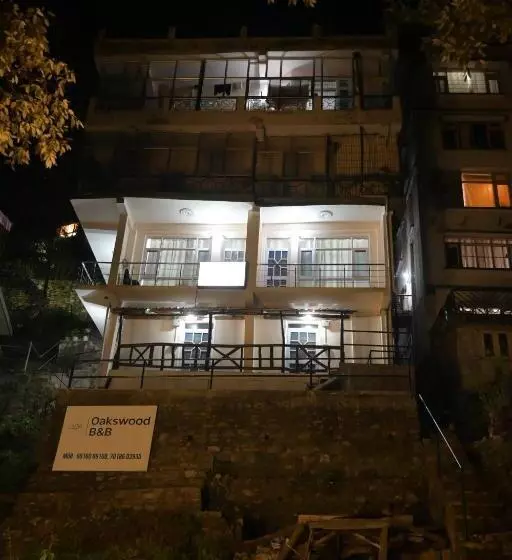 ペンション Oakswood B&b