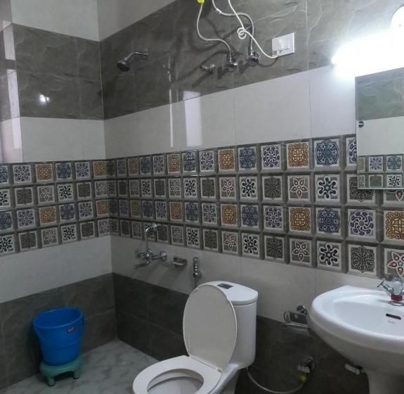 פנסיון Oakswood B&b