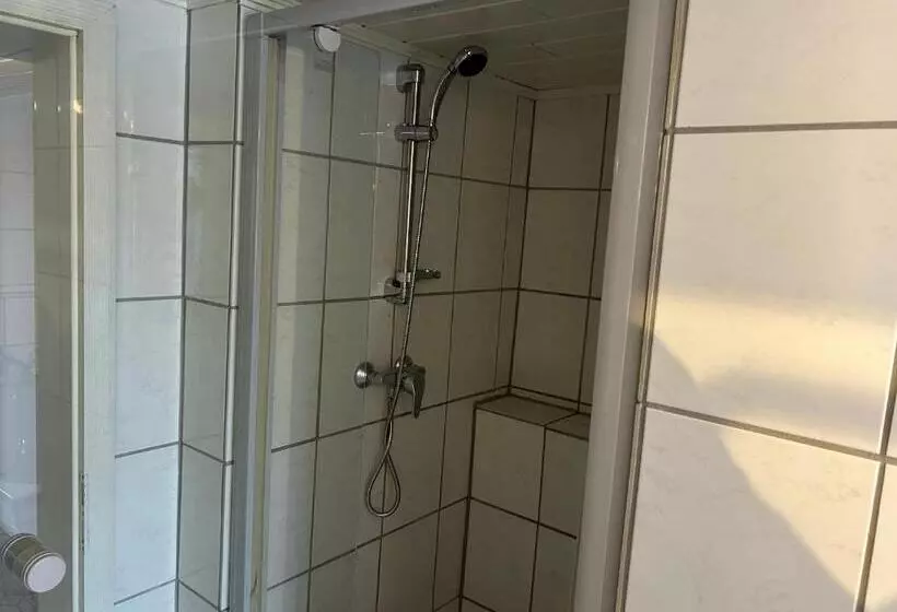 Pension Hotel Leinefelde Am Bahnhof