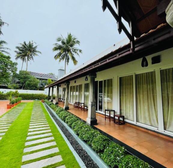 Break Water Palace Resort