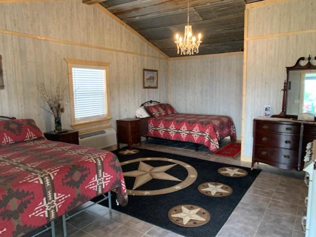 אתר נופש Painted Lakes Ranch