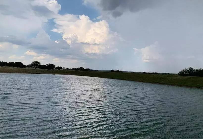 リゾートホテル Painted Lakes Ranch