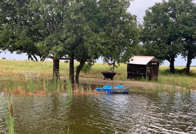 אתר נופש Painted Lakes Ranch