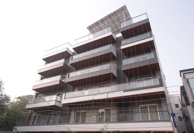 Stepstones Hotels And Inn Dlf Phase 3 Gurgaon