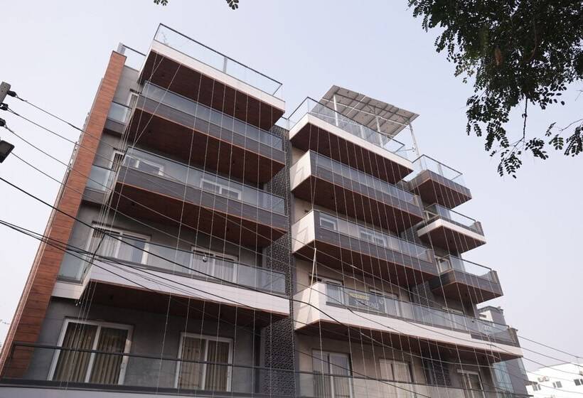 Stepstones Hotels And Inn Dlf Phase 3 Gurgaon