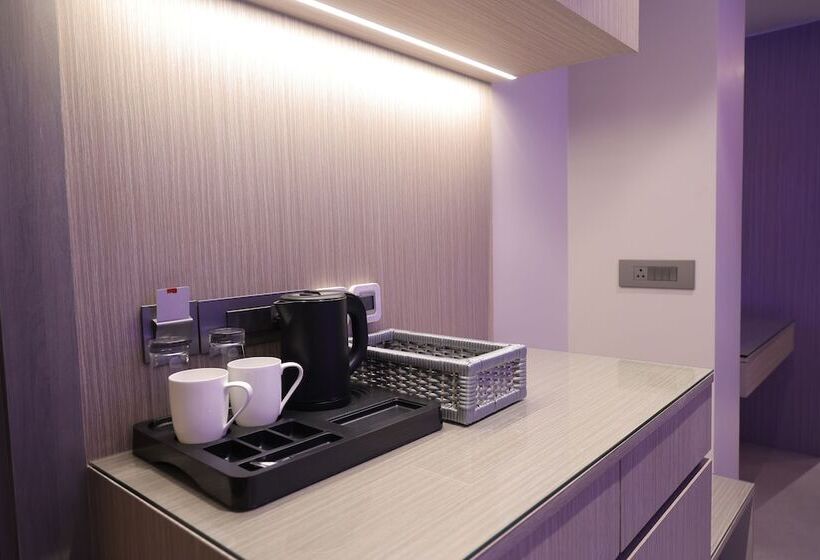 Stepstones Hotels And Inn Dlf Phase 3 Gurgaon