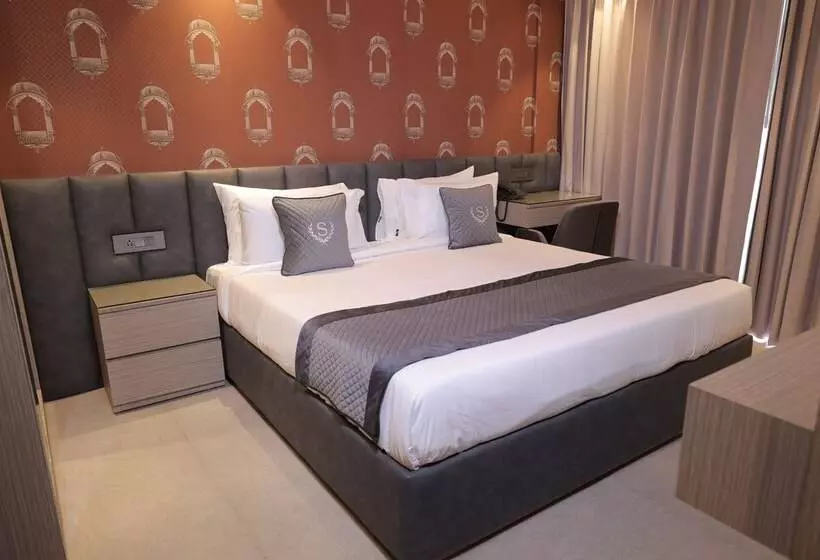 Stepstones Hotels And Inn Dlf Phase 3 Gurgaon
