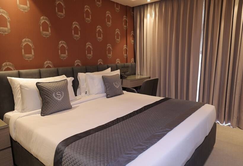 Stepstones Hotels And Inn Dlf Phase 3 Gurgaon