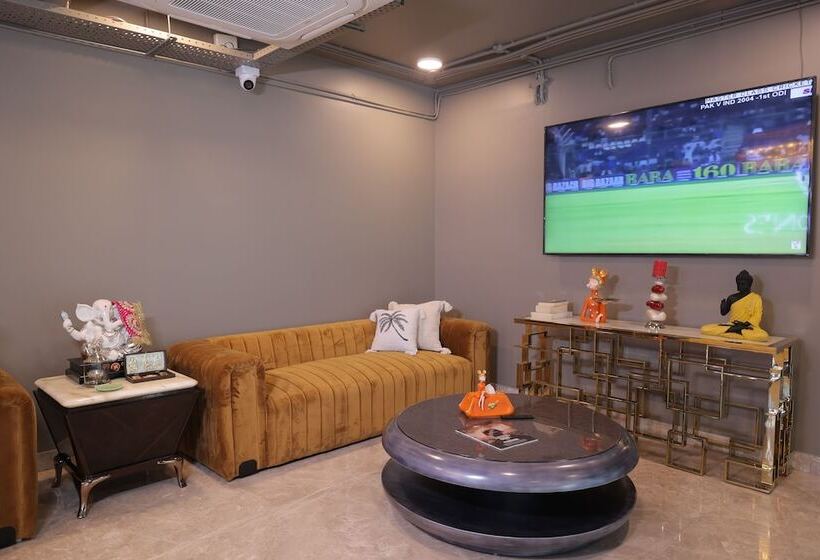 Stepstones Hotels And Inn Dlf Phase 3 Gurgaon