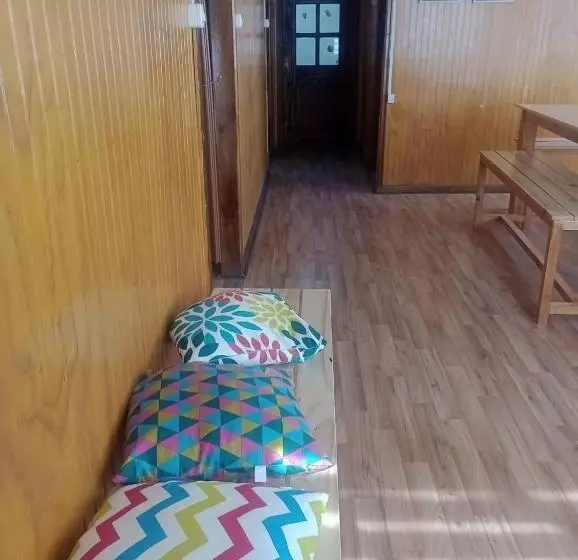 Retkeilymaja Isla Yu Backpacker