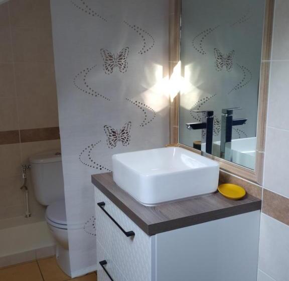 تختخواب و صبحانه Les Oliviers Sous Le Cocotier Chambre D Hôtes