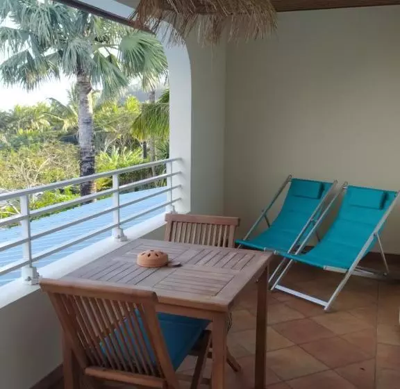 تختخواب و صبحانه Les Oliviers Sous Le Cocotier Chambre D Hôtes