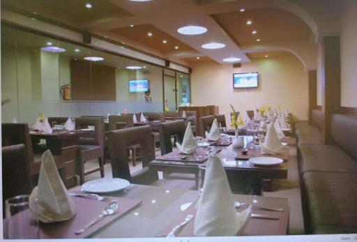 בית מלון כפרי Crown Royale