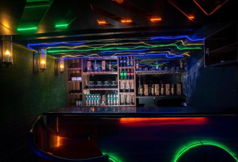 בית מלון כפרי Kareda Regency