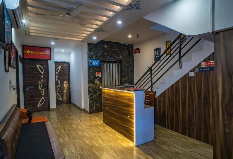 בית מלון כפרי Kareda Regency