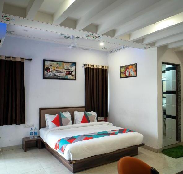 בית מלון כפרי Kareda Regency