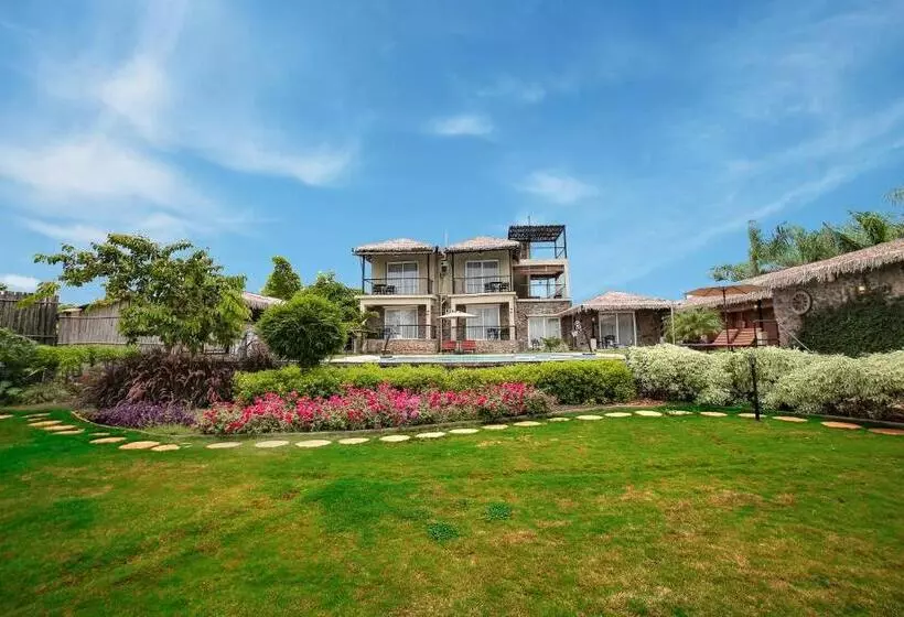 Hotelli Parnakuti Villa