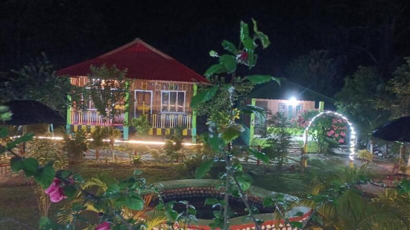 ホテル Prakriti Neerh