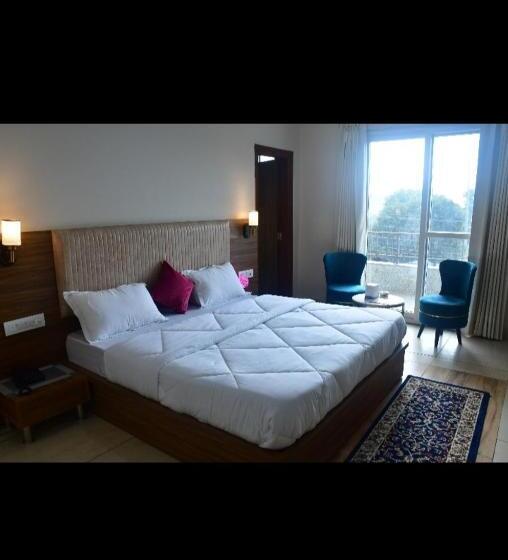 Hotel Sadabahar Regency