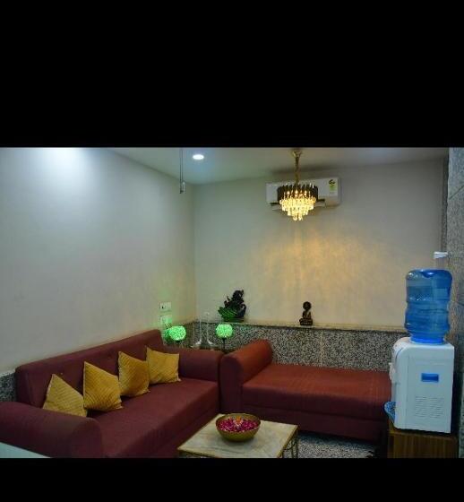 Hotel Sadabahar Regency