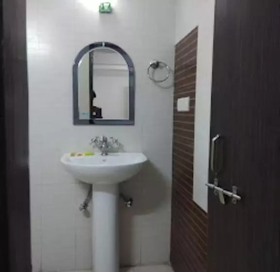ホテル Shelter Inn,chhatarpur
