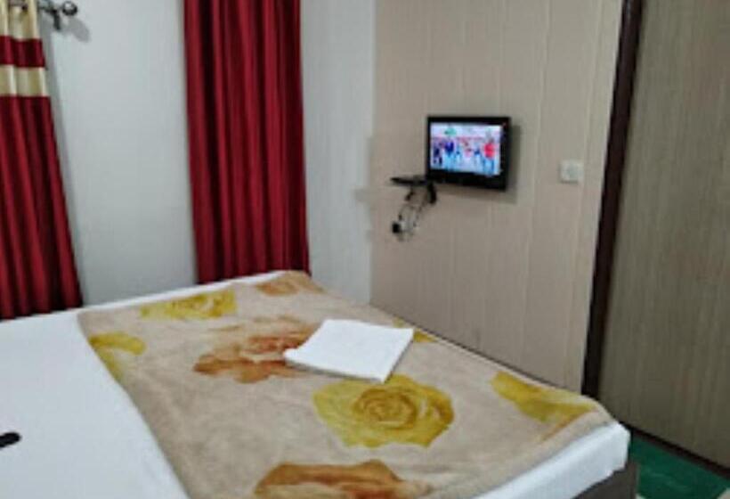 هتل Shelter Inn,chhatarpur