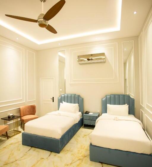 هتل The Edition Bahawalpur