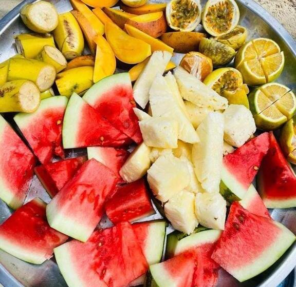 בית מלון כפרי Zangreen Bungalows