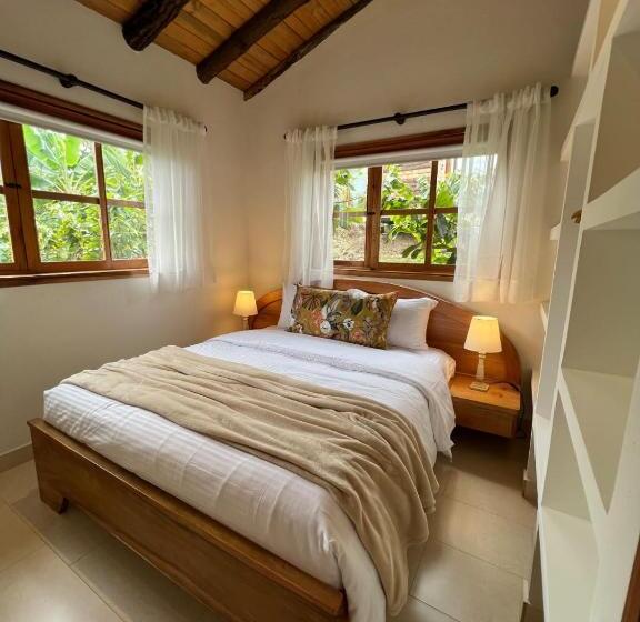 La Perla Finca Hotel Cabaña Cristal