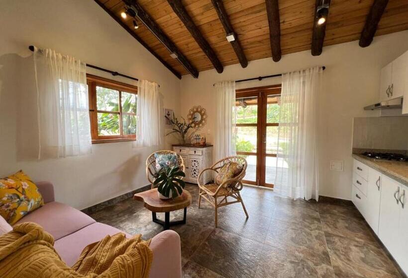 La Perla Finca Hotel Cabaña Cristal