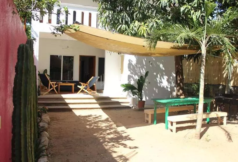 Mi Puerto Beach Hostel