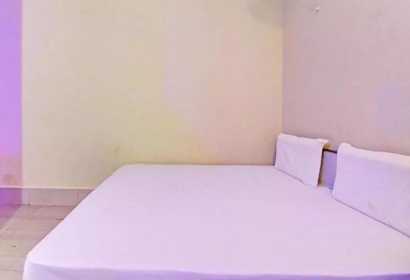 Oyo Hotel Moonlight