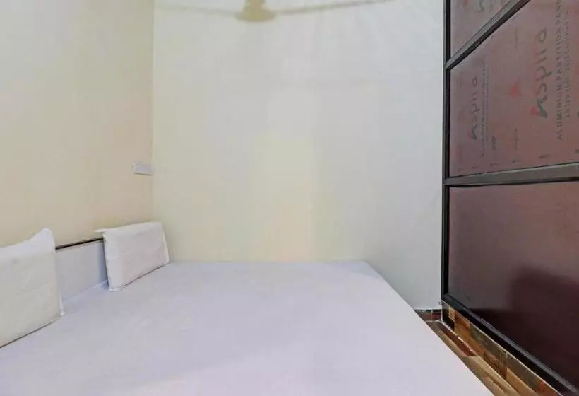 Oyo Hotel Moonlight
