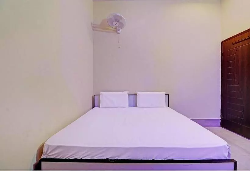 Oyo Hotel Moonlight