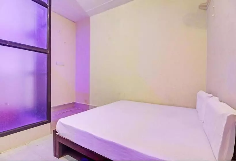 Oyo Hotel Moonlight