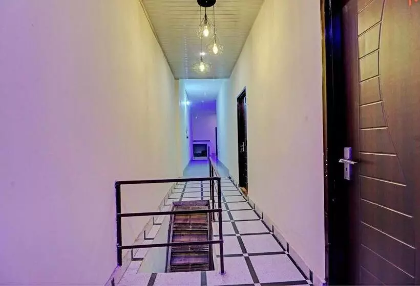 Oyo Hotel Moonlight