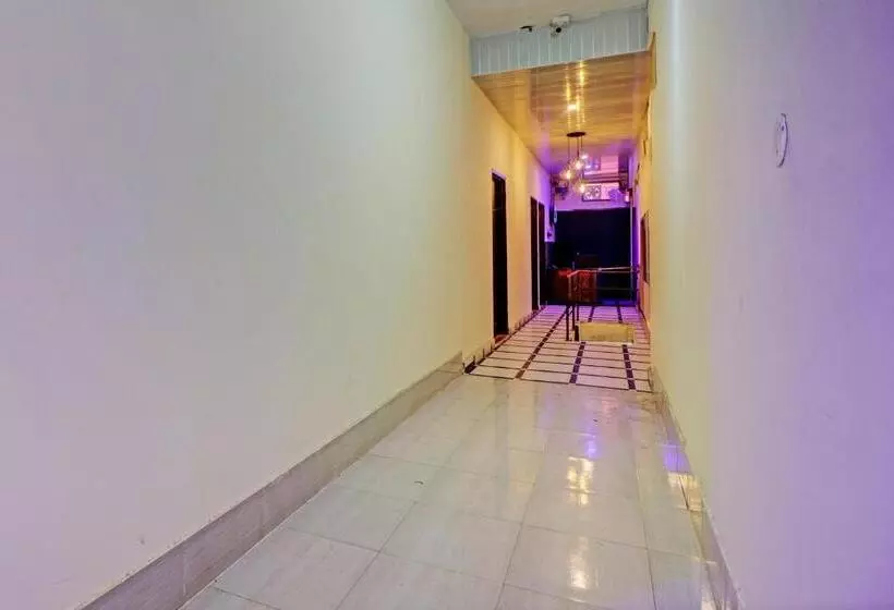 Oyo Hotel Moonlight