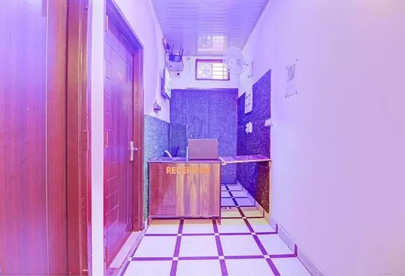 Oyo Hotel Moonlight