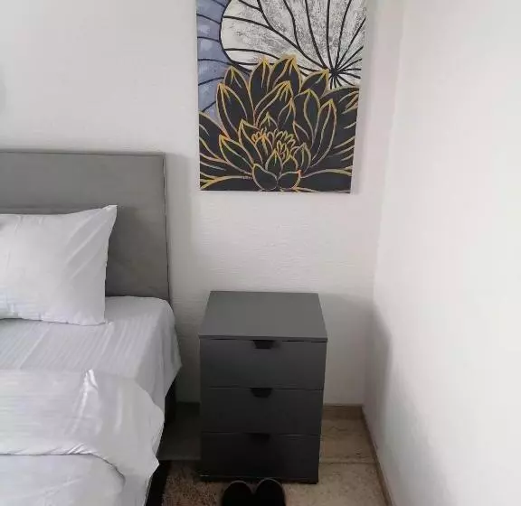 پانسیون Apartmani Lane 1