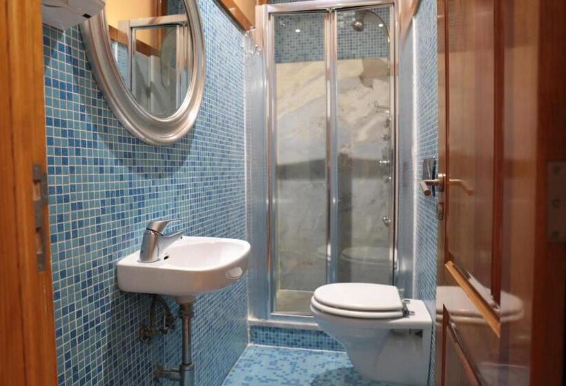 بنسيون Lx Factory Guest House