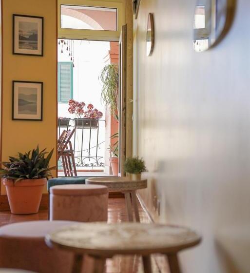 بنسيون Lx Factory Guest House