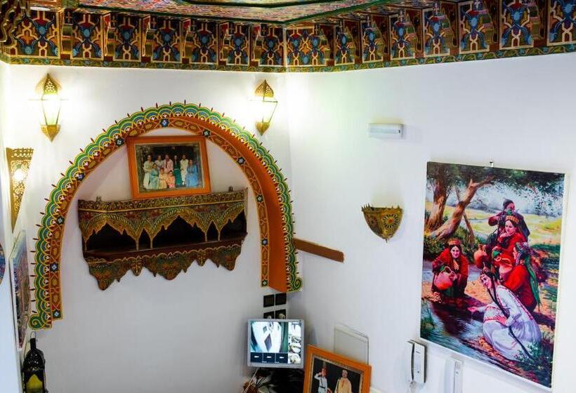 膳宿费 Riaad Hamad