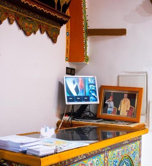 膳宿费 Riaad Hamad