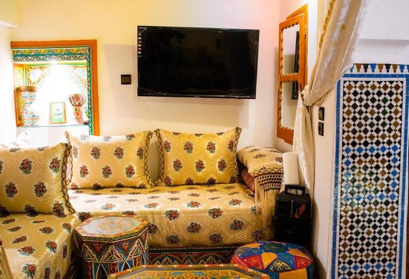 膳宿费 Riaad Hamad