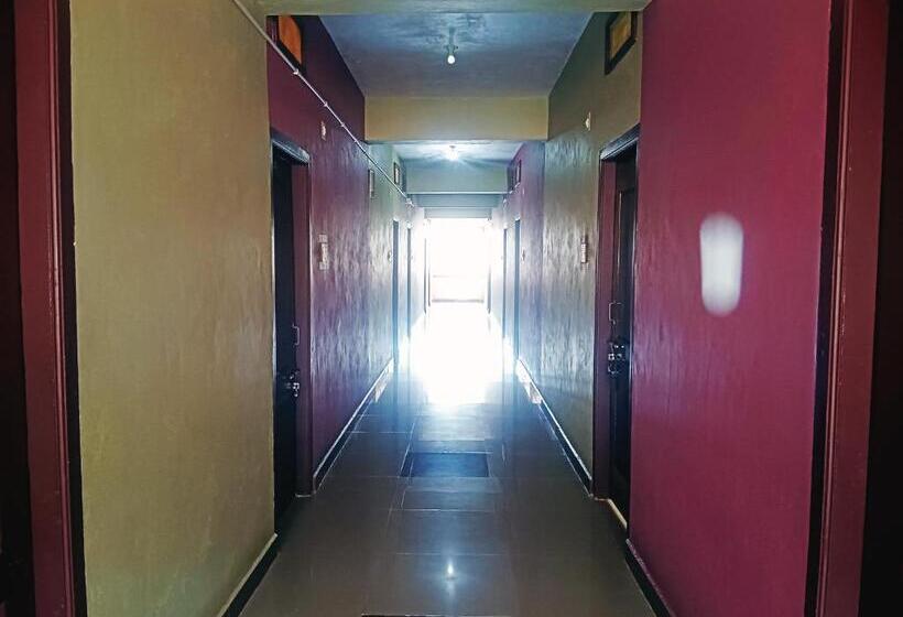 Staymaker Hotel Shri Sai Ram